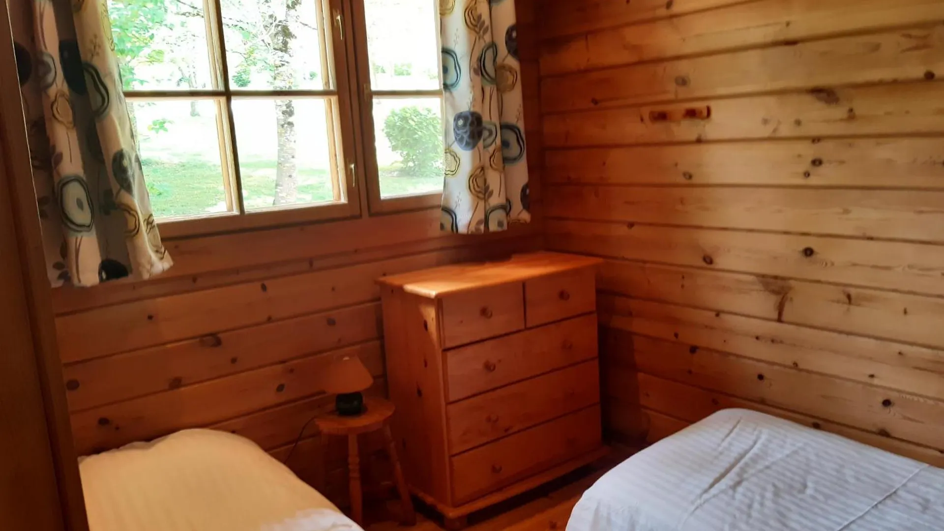 Les Chalets De Grazimis 康顿